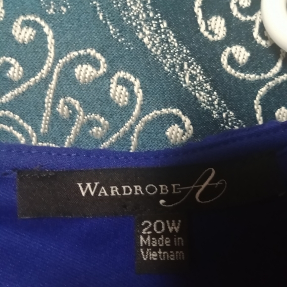 SOLD - Picture 4 of 4